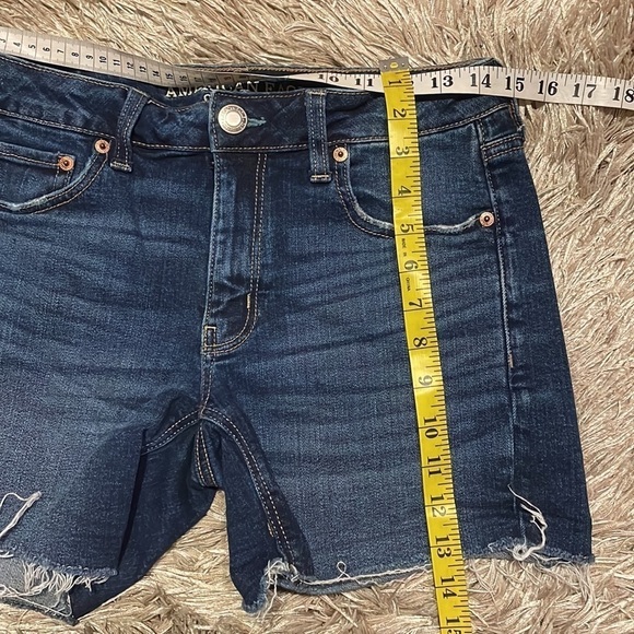 AMERICAN‎ Eagle Stretch Tomgirl Jeans - Picture 8 of 9